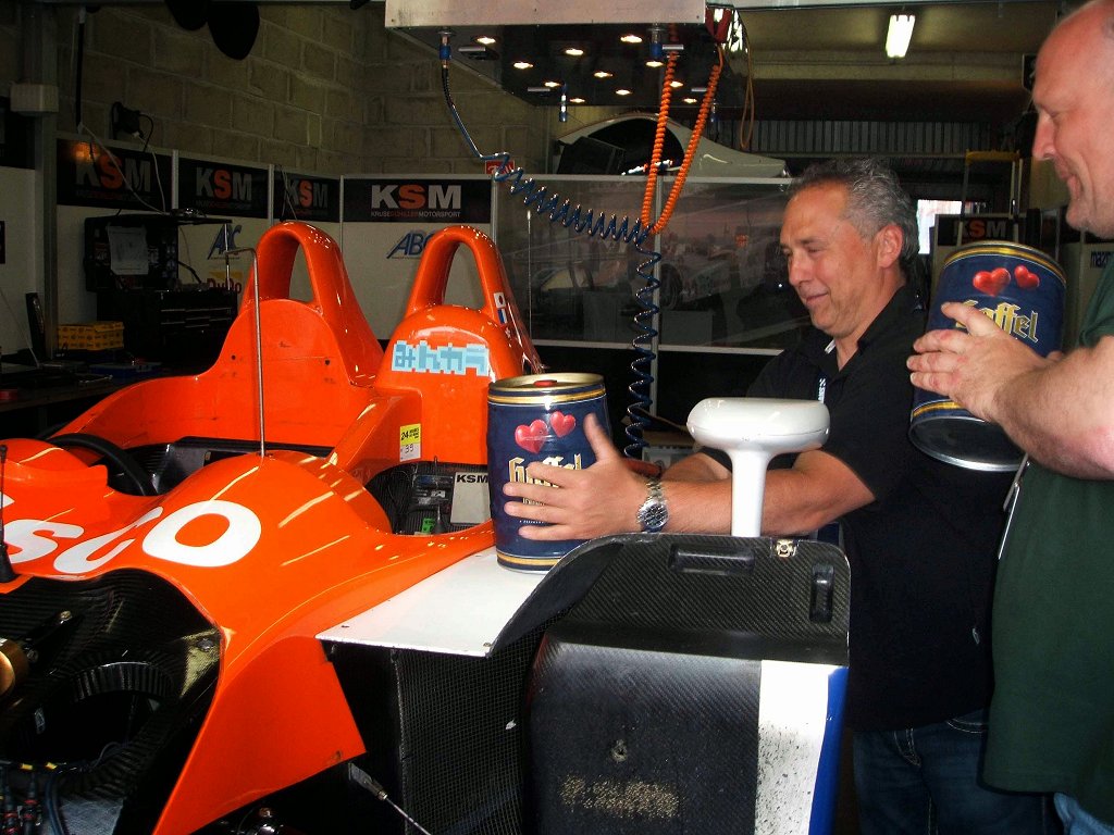 Le Mans 2009: Besuch in der KSM Box